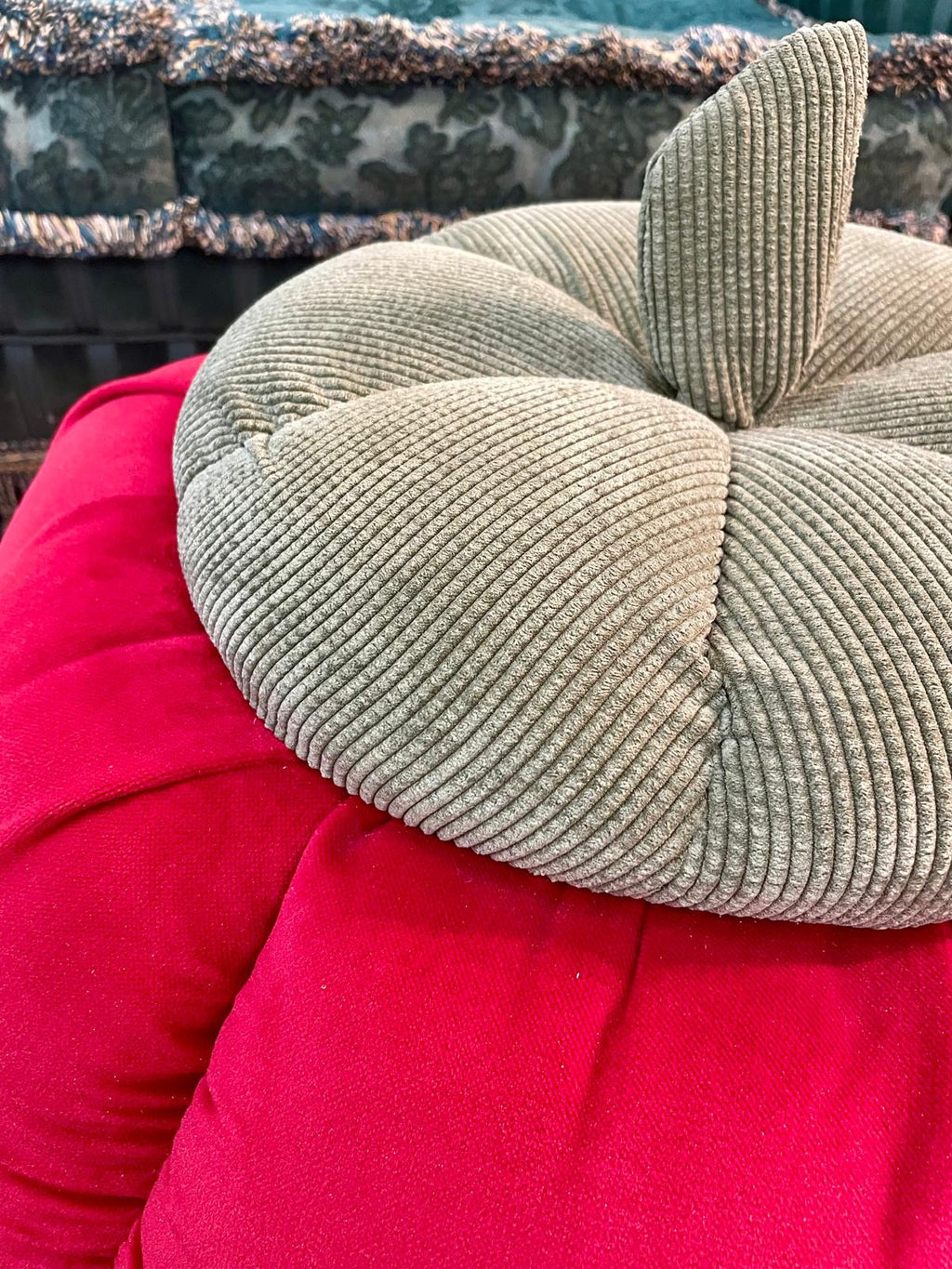 PeperOne – Pouf di Design Artigianale